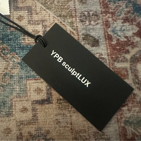 NWT YPB SculptLUX Women's Polo Tank Top Cropped Black & White Zip-Up size XS - Picture 5 of 8